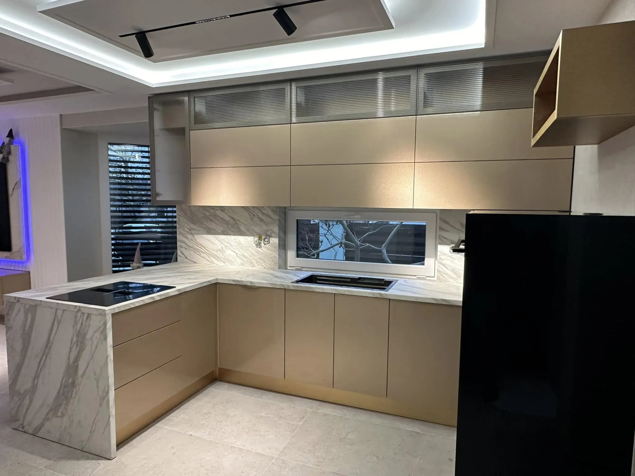 RB Asztalos munka 12